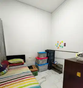 Rumah Taman Holis Indah Dijual Siap Huni