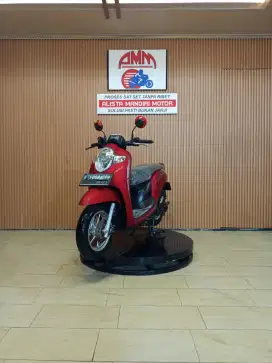 Honda SCOOPY FASHION 2020