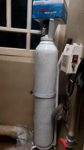 Tabung oksigen kesehatan
