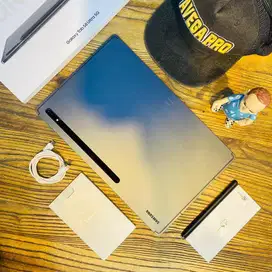Samsung Tab S8 ultra 5g 8/256 giga
