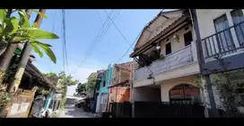 RUMAH 2 LANTAI DI KOMPLEK gbi ciwastra bandung