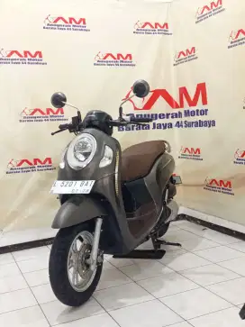 Km 11 Ribu  Honda Scoopy prestige tahun 2023 coklat Doff