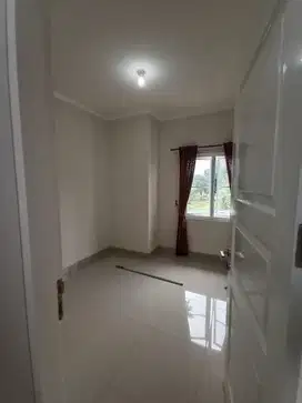 Rumah Paramount Serpong