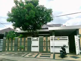 DIJUAL! RUMAH DEKAT GLAEL DITENGAH KOTA STRATEGIS!