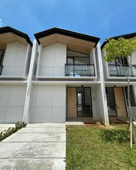 Rumah Modern 5,5x15 3KT Di Cendana Icon Estate Lippo Karawaci