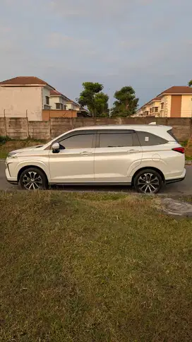 Toyota Veloz Q AT 2022 KM 22.500 Tangan Pertama