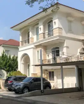 Dijual Rumah Taman Diponegoro  Mahkota Lippo Karawaci