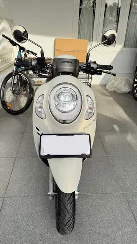 Honda Scoopy Prestige 2024