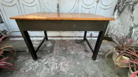 MEJA Bahan Tebal Dan Kokoh Cocok Untuk Usahaa
