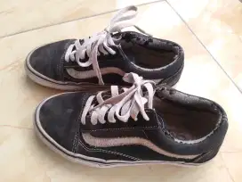 SEPATU VANS ORI