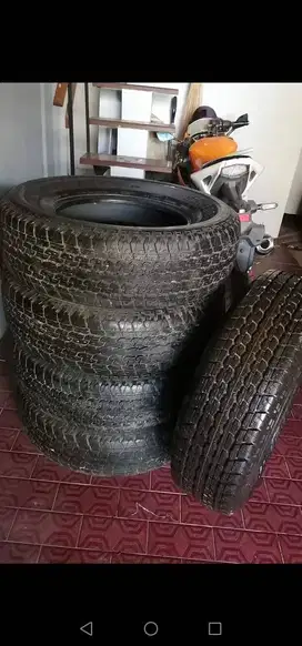 Ban (5 buah) Bridgestone Dueler HT 245-70-R16