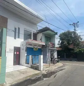 DILELANG Ruko Murah 2 lantai siap huni di Kompleks Neglasari I