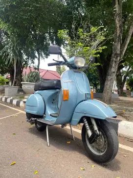Vespa Px 1983 Full paper