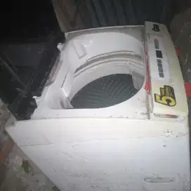 Mesin cuci Polytron 1 tabung 8Kg