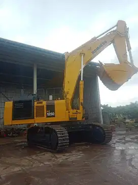 Dijual Excavator Komatsu PC1250-7 Tahun 2010
