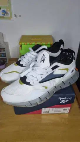Sepatu Reebok zig kinetica horizon