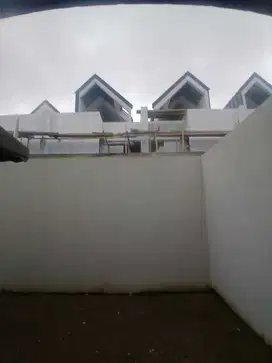 Dijual rumah Bagus di cluster shinano JGC