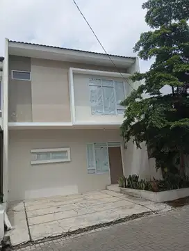 Rumah Sariwangi Regency Lingkungan Nyaman 9 Menit POLBAN