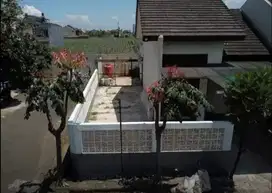 Rumah Minimalis Posisi Hook Ciwastra