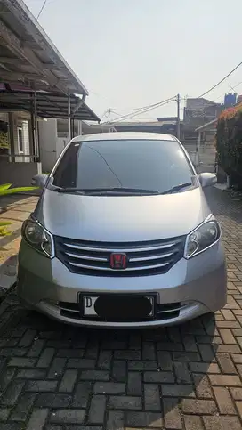 Honda Freed E PSD 2011