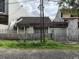 Jual rmh hitung tanah sidosermo sby lokasi bagus row jalan 3 mobil