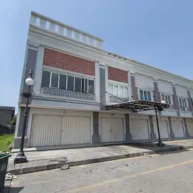 Disewakan ruko sudut lebar 6, 5m ruko Sevilla Jababeka siap usaha akse