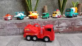 PRELOVED 7 Buah Mobil Mobilan dan Pesawat