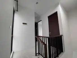Rumah Di Citra Garden Puri Jakarta Barat Luas 6x12,5m 2 Lantai Ada AC
