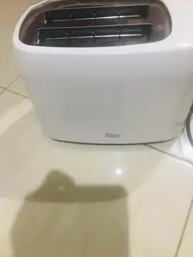 TOASTER / alat pemanggang roti