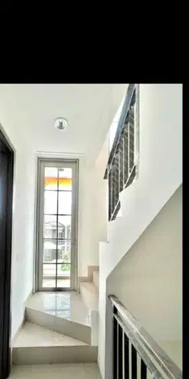 Di Sewakan Rumah Pantai Indah Kapuk Cluster Arcadia