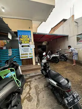 DI SEWA/DIJUAL RUMAH/BANGUNAN UNTUK USAHA BARBER DAN CUCIAN MOTOR
