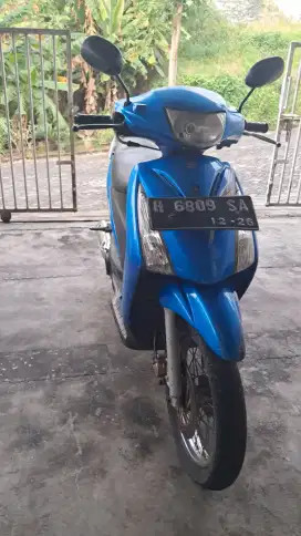 Spin 125 biru 2006