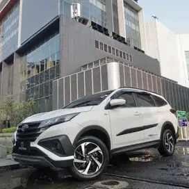 TOYOTA RUSH 1.5 TRD SPORTIVO AT 2020 PUTIH