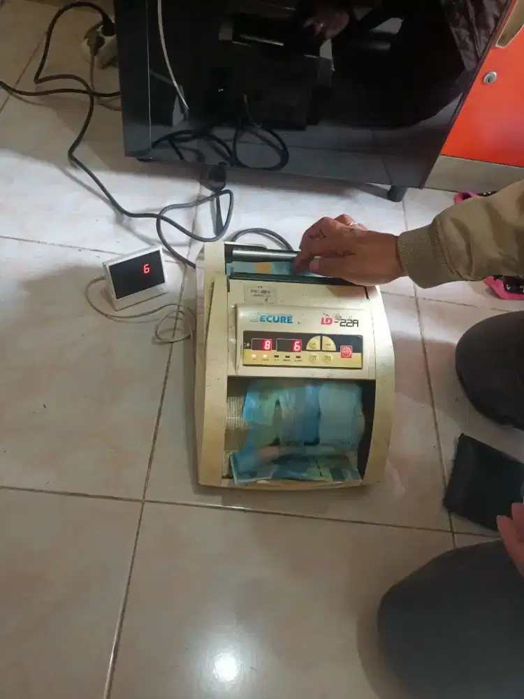 Mesin duwit pengitung