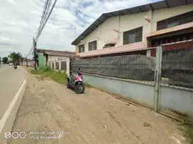 Disewakan Gudang Lokasi Strategis Jalan Raya Propinsi