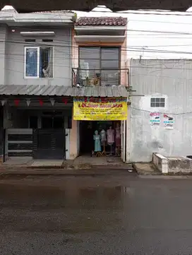 Di jual Ruko 2 lantai siap huni di Margahayu  raya