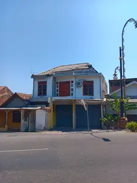DIJUAL BANGUNAN KOMERSIAL RAYA MERR / JL. SOEKARNO HATTA SURABAYA