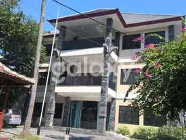 GEDUNG KOSONGAN 3 LANTAI DI BYPASS NGURAH RAI TUBAN BADUNG, BALI