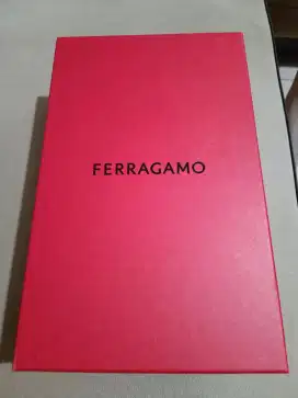 Salvatore Ferragamo (Salamanca) no9