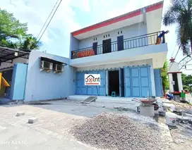 Ruko Baru di Jalan Propinsi di Banjarsari Solo Siap Pakai