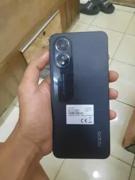 OPPO A18 4+4/128, hp + charger (no dus)