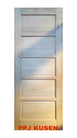 Pintu Meranti kuning oven