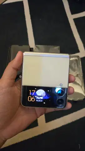 Samsung z flip 3 sein 8/256 fullset
