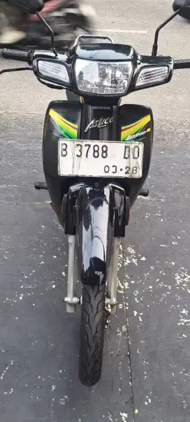 astrea grand legenda 2003 mulus bagus mesin sehat