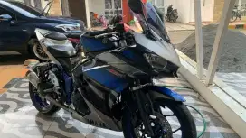 Yamaha R25 2015
