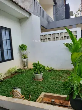 Rumah Bagus Dan Cantik Di Graha Bintaro Dekat Pintu Toll  4667