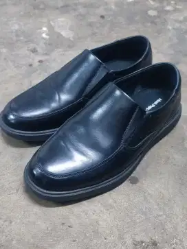 Sepatu Hush Puppies Original