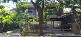 Dijual Rumah Lux di Bnadung Utara, Sayap Dago