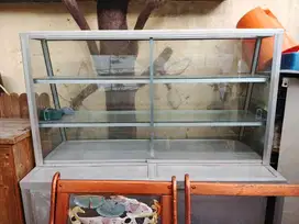 Jual etalase+laci bawahnya