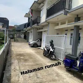 Rumah 3 lantai minimalis Cihanjuang dekat Pemkot Cimahi Polban gerlong